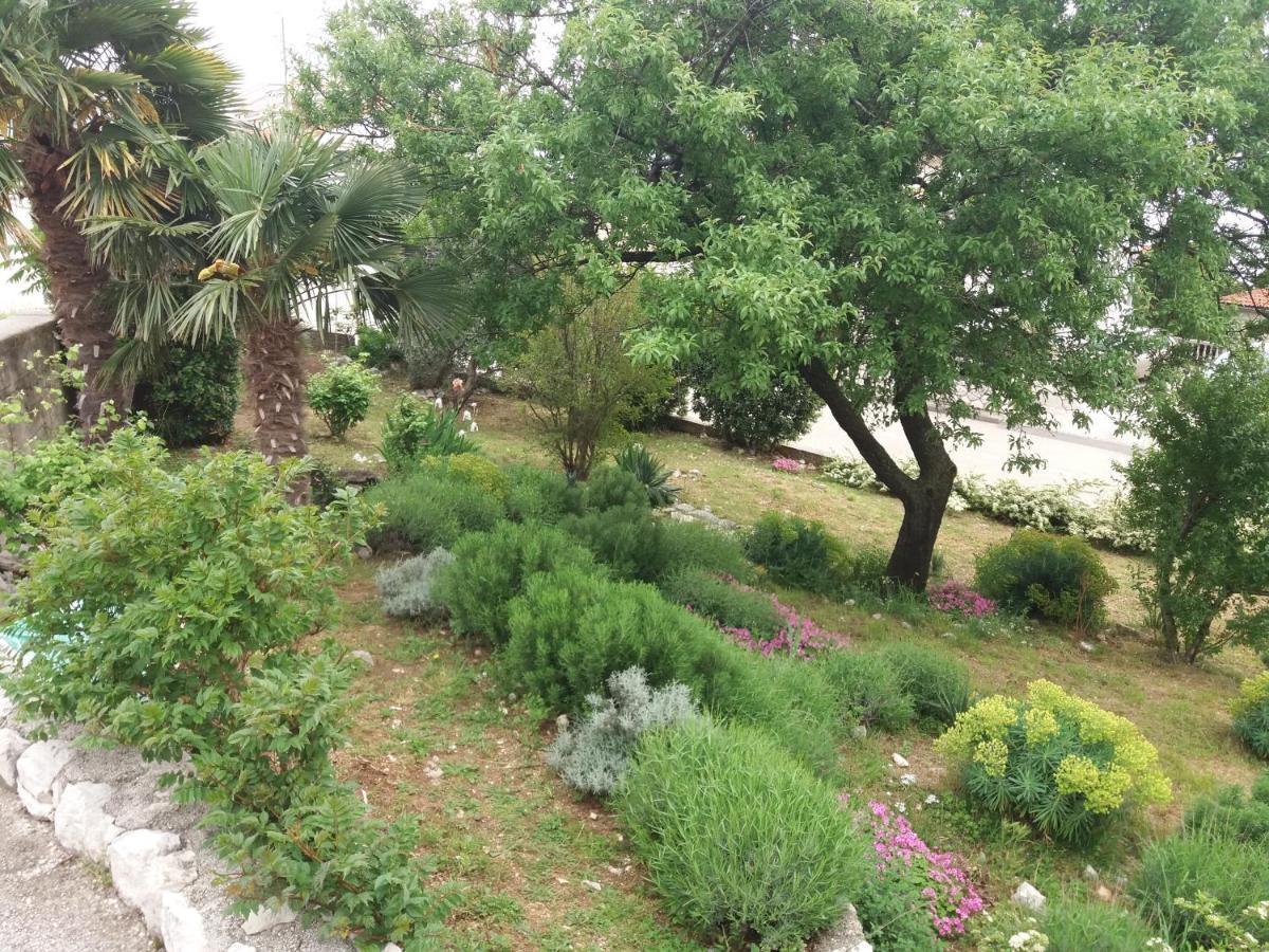 Appartamento Nina Seaview Novi Vinodolski Esterno foto